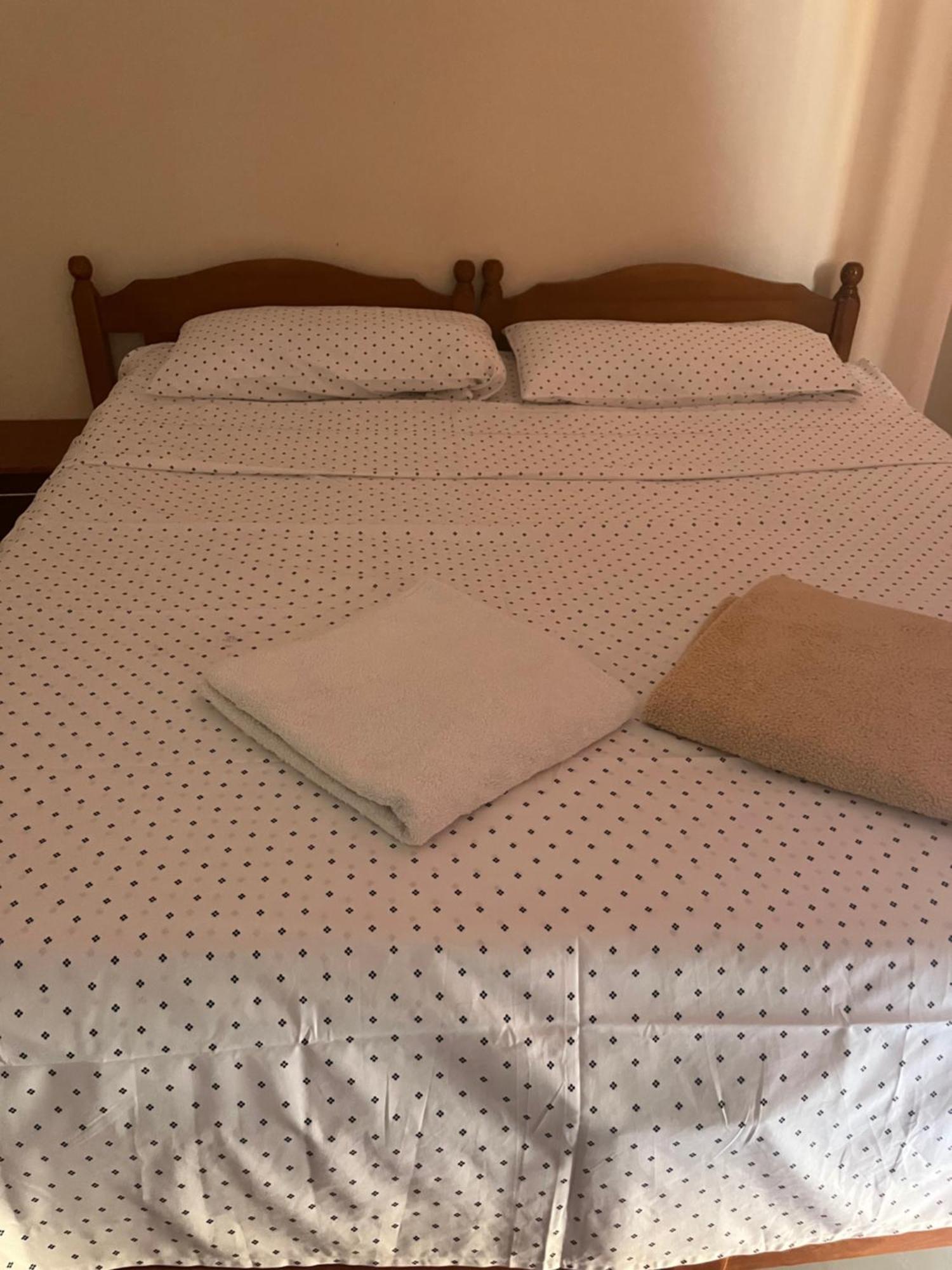 Hotel Luli City Center Дуррес Экстерьер фото